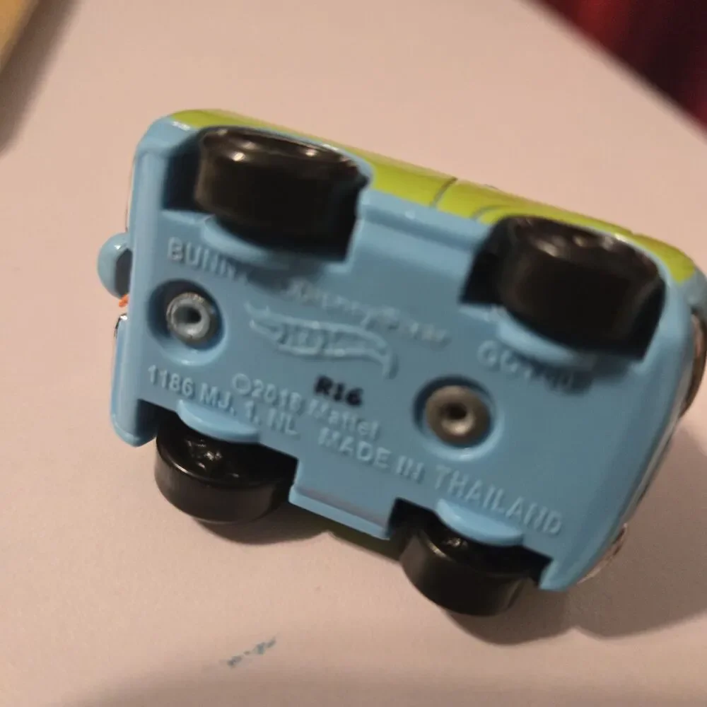 Disney Pixar Cars Team Dinoco Wide Pitty Dinoco Crew Piston Cup Nights Forklift